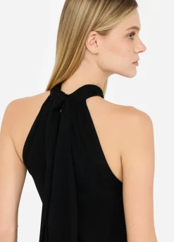 Abito con foulard
