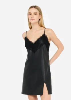 Abito con pizzo