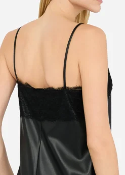 Abito con pizzo
