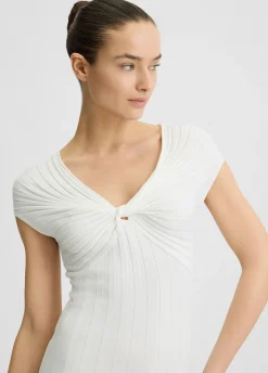 Abito in maglia con cintura