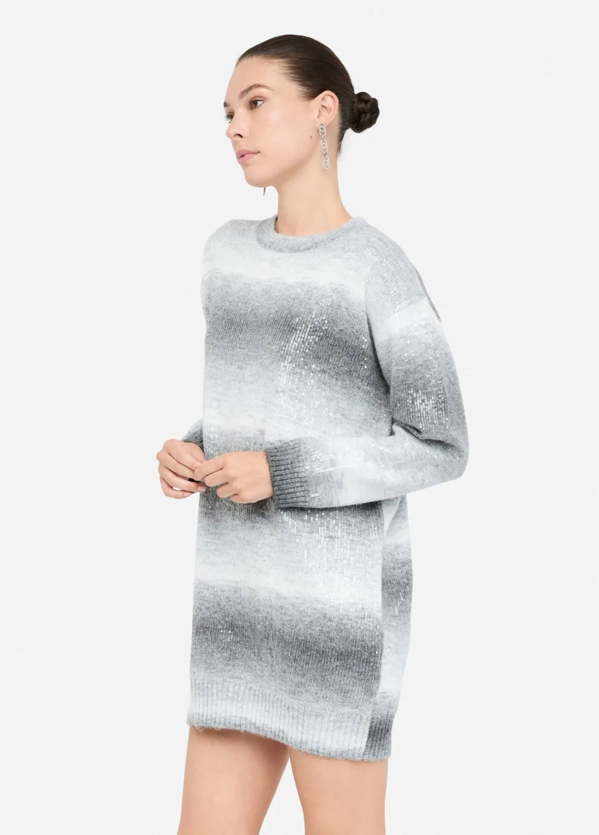 Abito in maglia con paillettes
