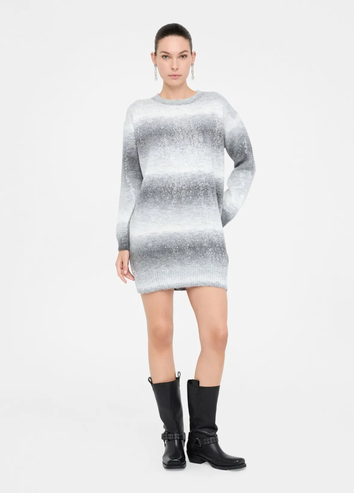 Abito in maglia con paillettes