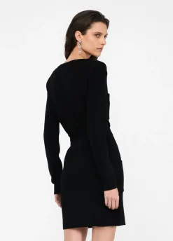 Abito in maglia con spalline imbottite