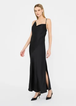 Abito lungo elegante in raso