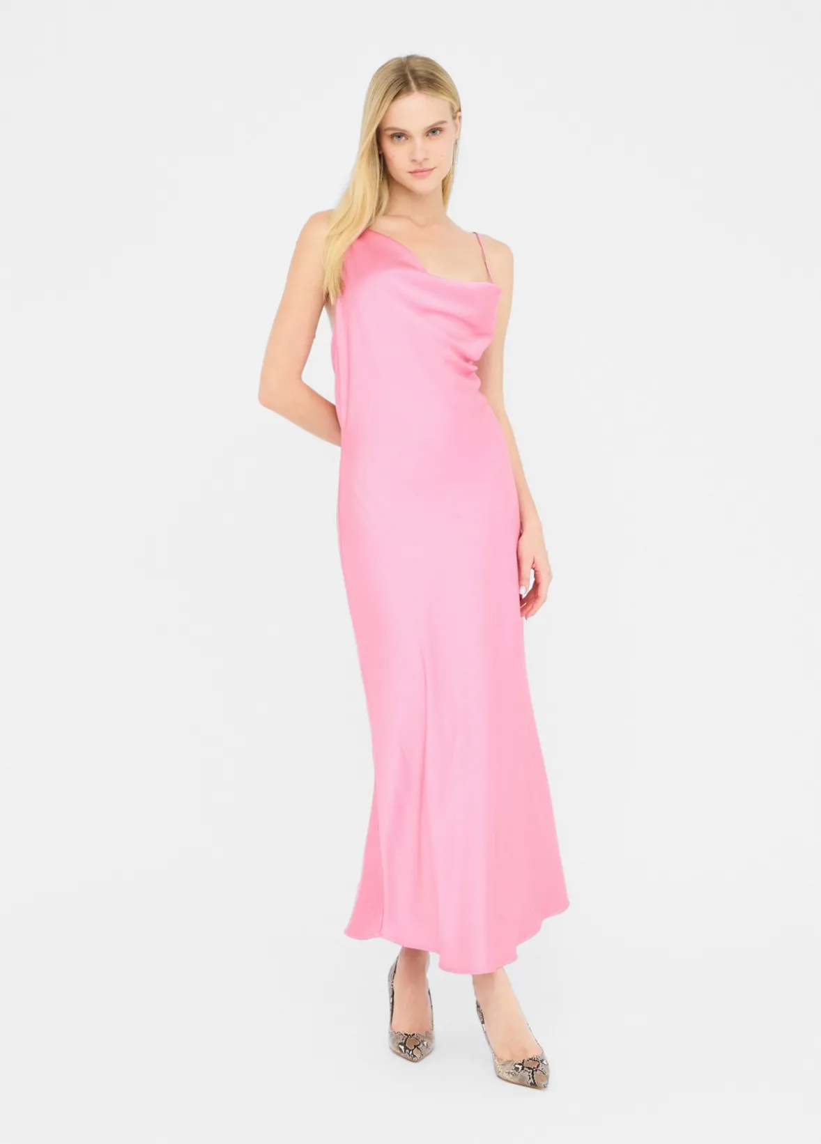Abito lungo elegante in raso
