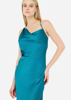 Abito lungo elegante in raso