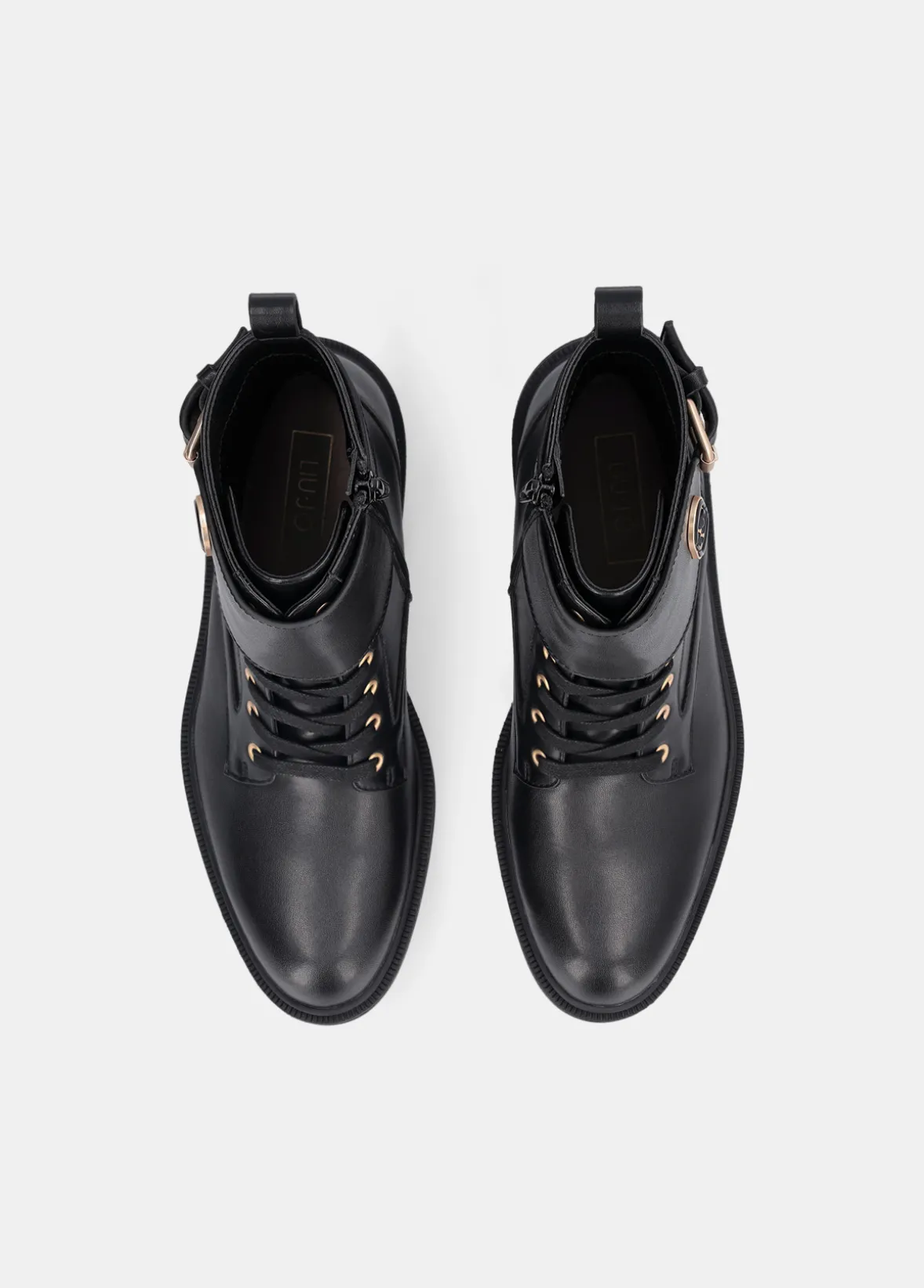 Anfibi in pelle