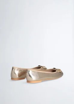 Ballerine in pelle laminata