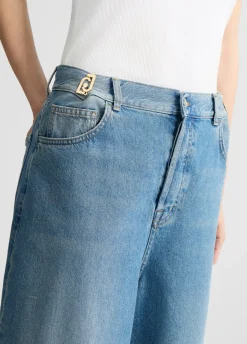 Bermuda ampi in denim