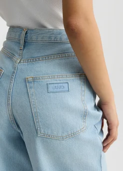 Bermuda in denim