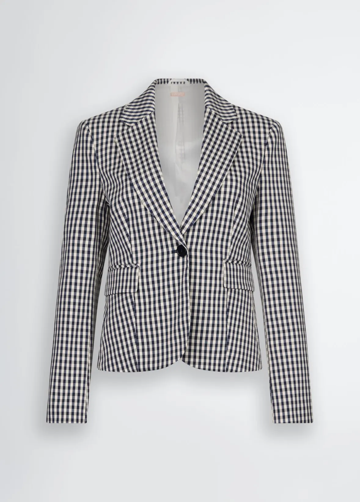 Blazer check