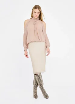 Blusa con cut-out