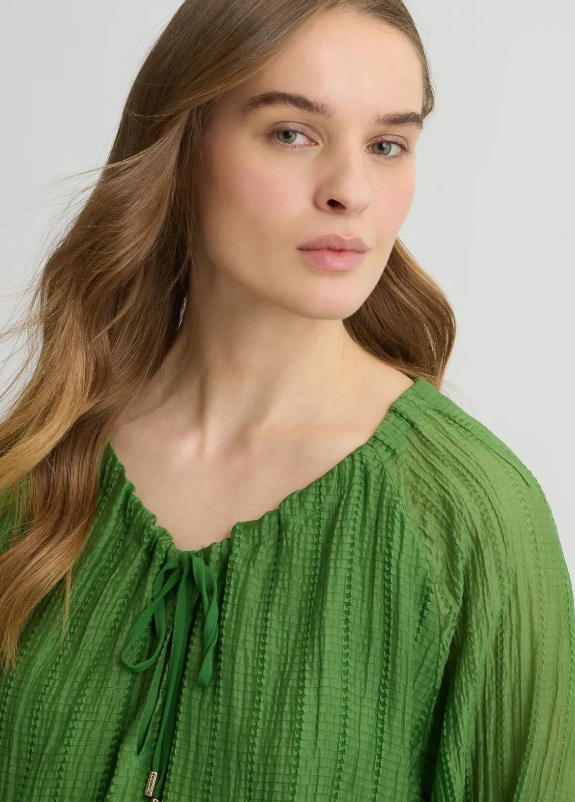 Blusa con laccetti