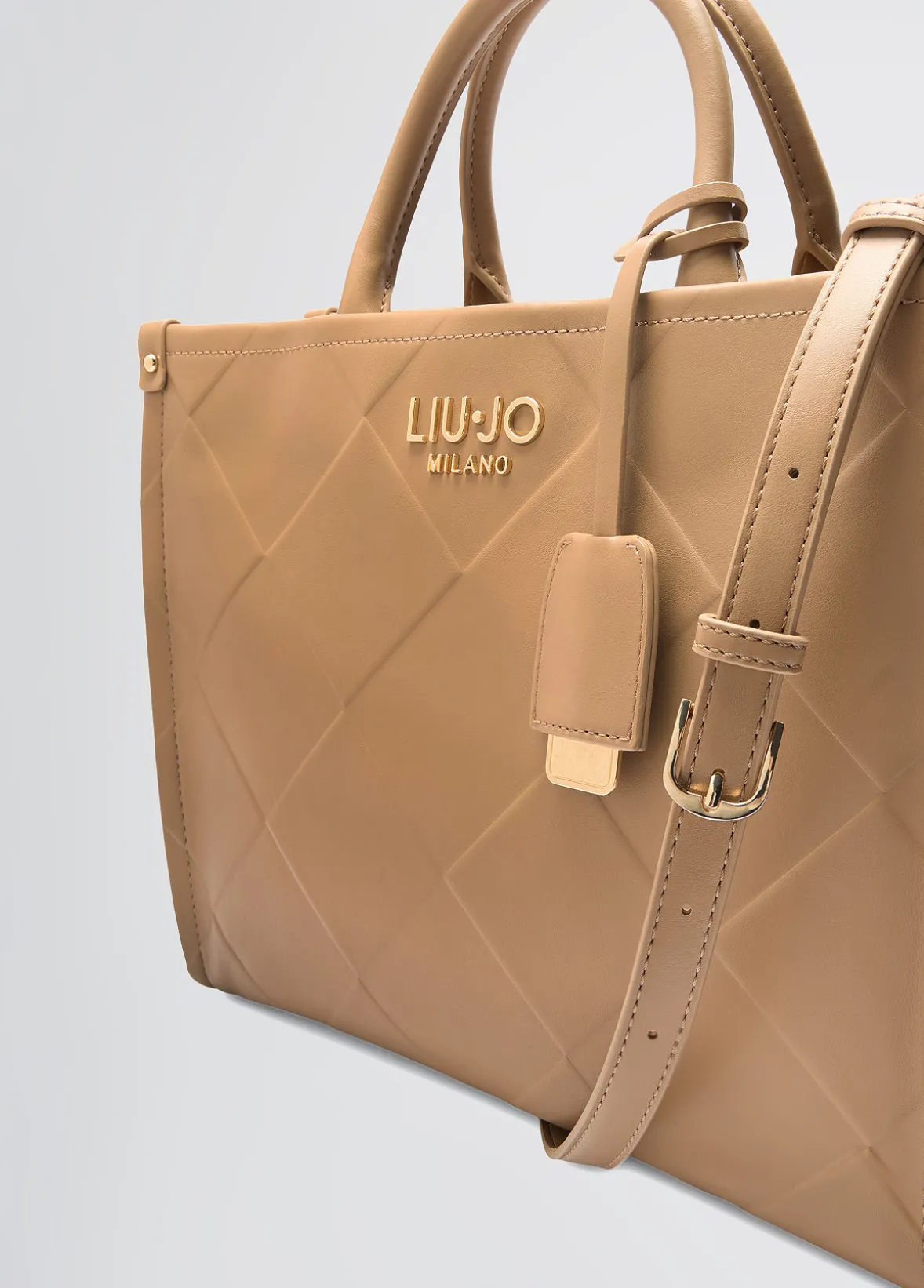Borsa a mano media con charm