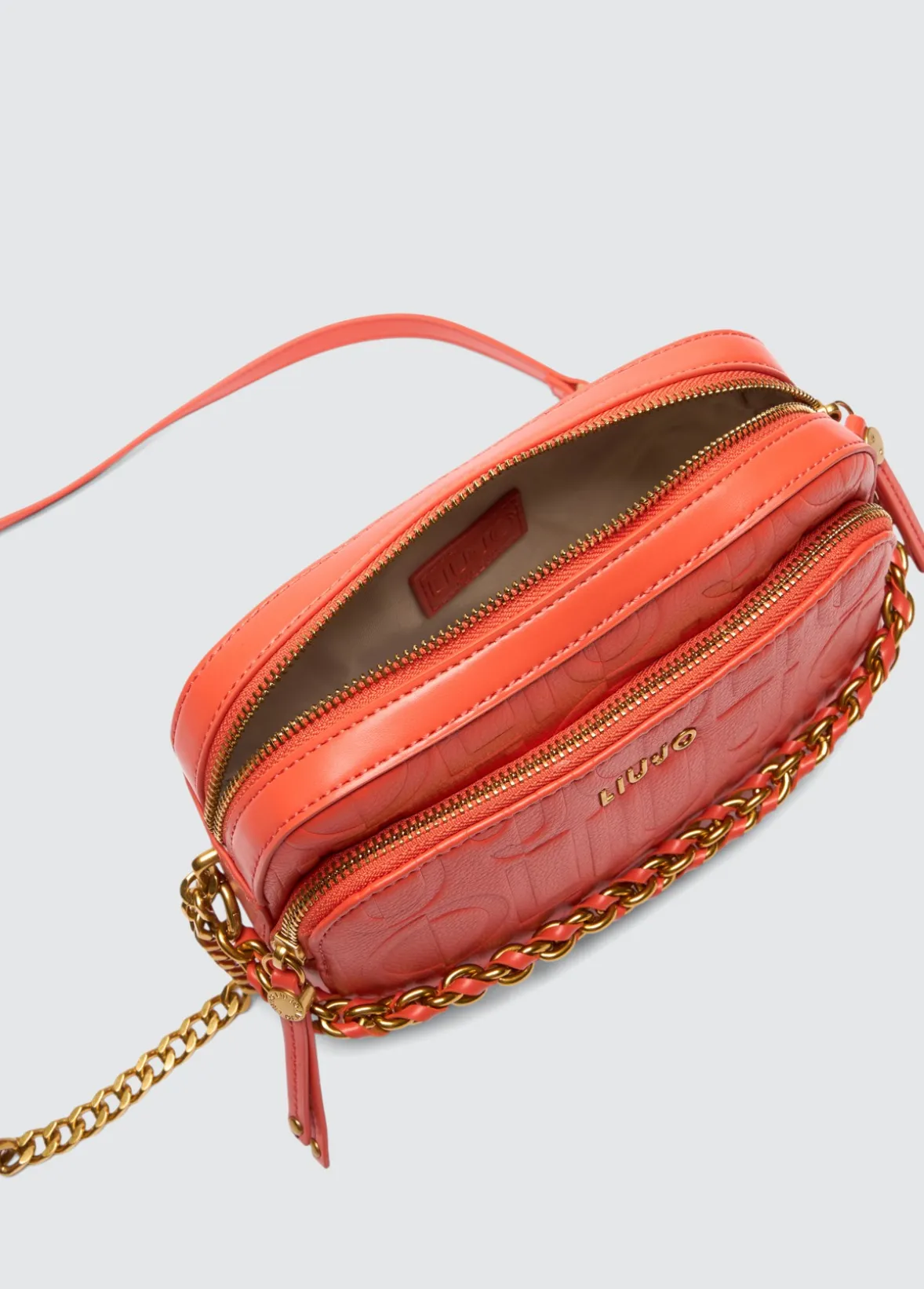 Borsa a tracolla media con catena decorativa