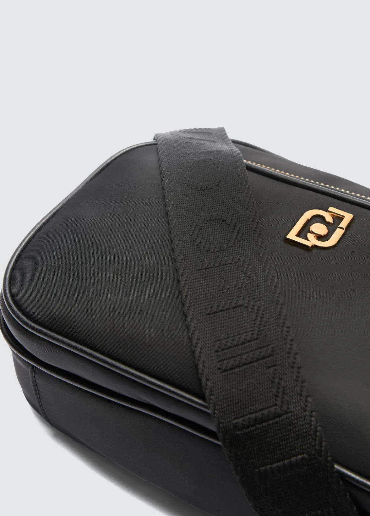 Borsa a tracolla media in nylon