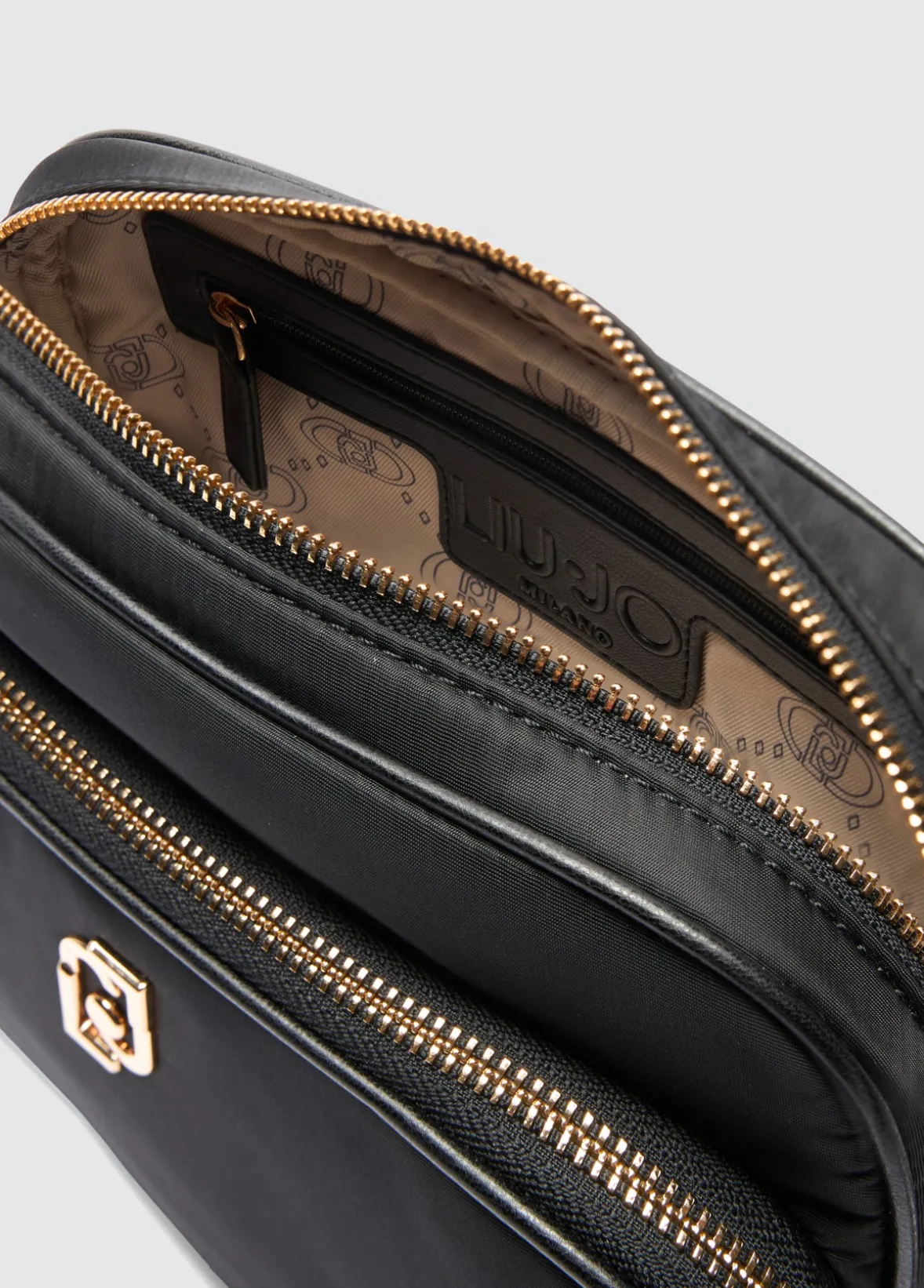 Borsa a tracolla media in nylon