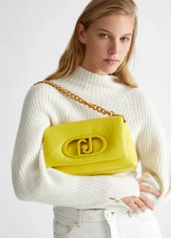 Borsa LaPuffy media