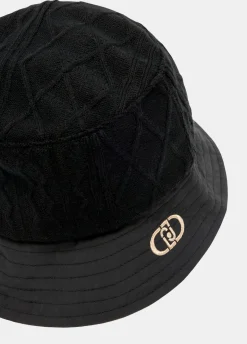 Bucket in maglia
