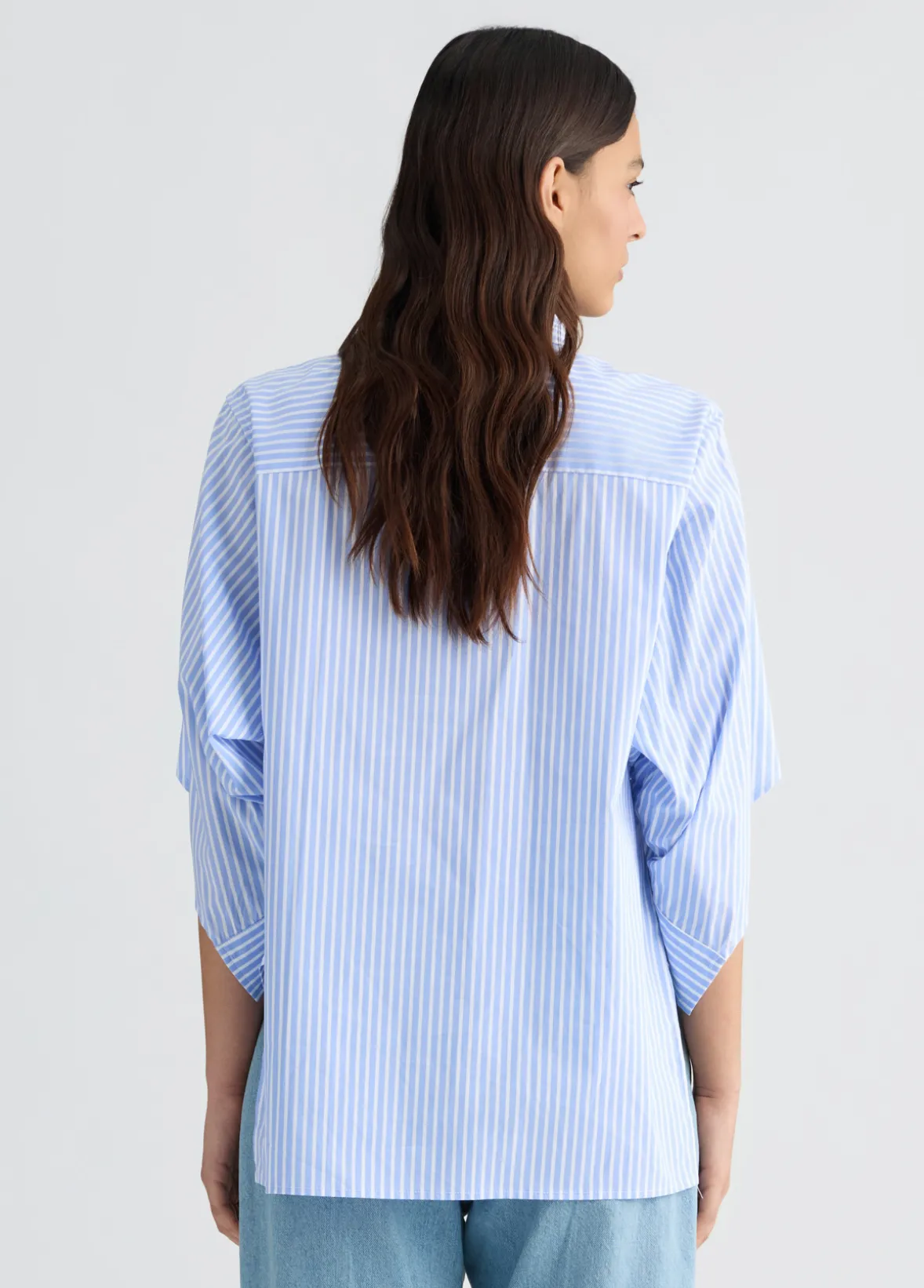 Camicia con maniche ampie