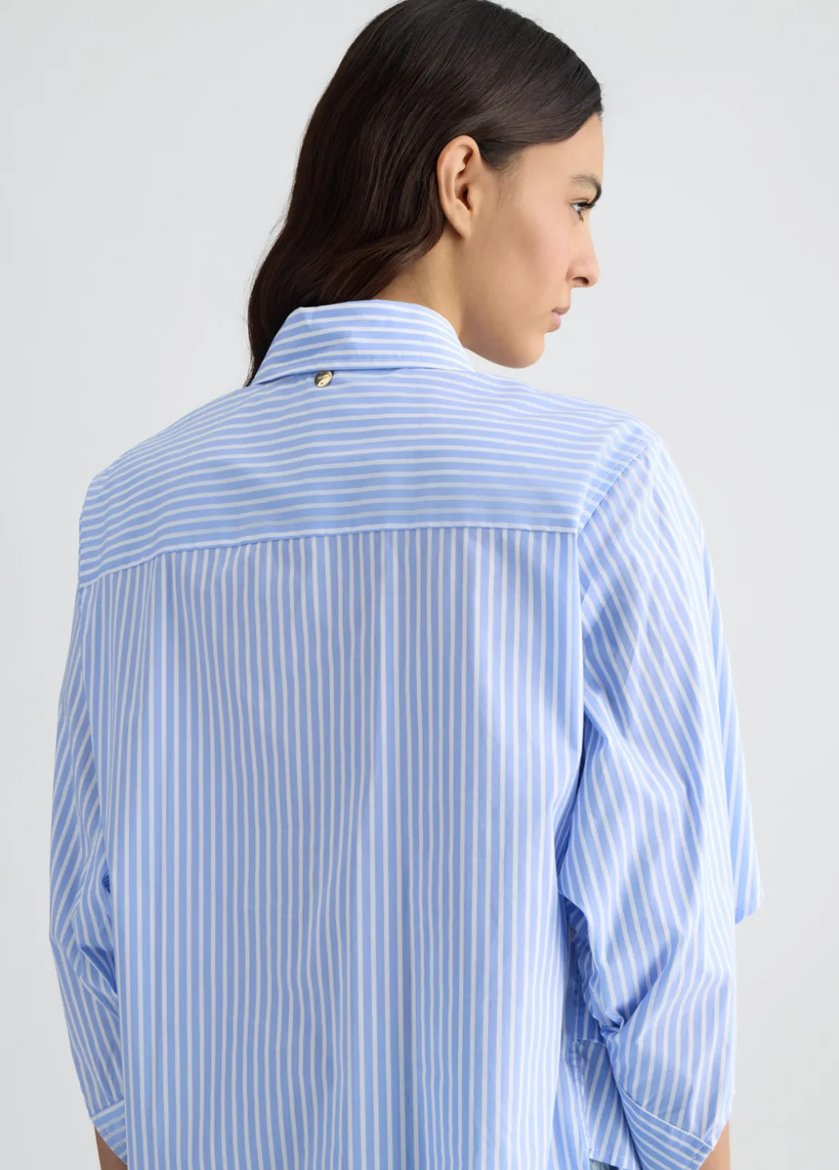 Camicia con maniche ampie