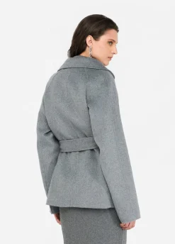 Cappotto in lana con cintura