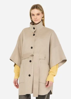 Cappotto in lana con cintura