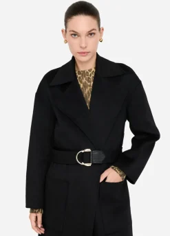 Cappotto in lana con cintura