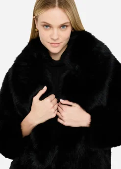 Cappotto in pelliccia sintetica