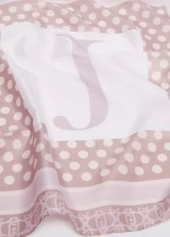 Foulard con lettera