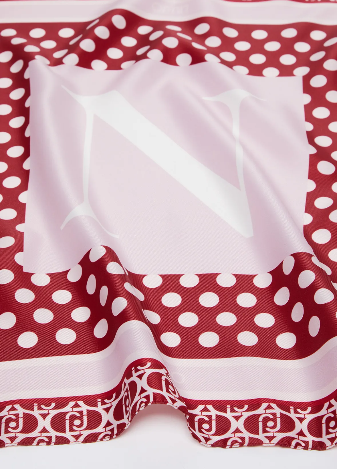 Foulard con lettera