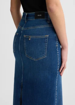 Gonna in denim con borchie