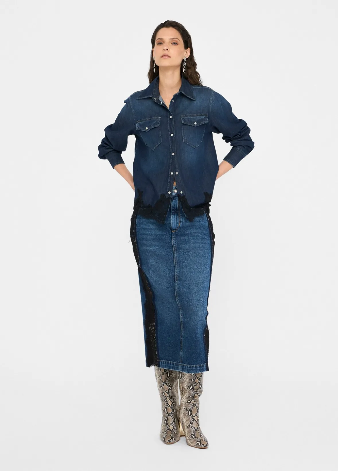 Gonna in denim con pizzo