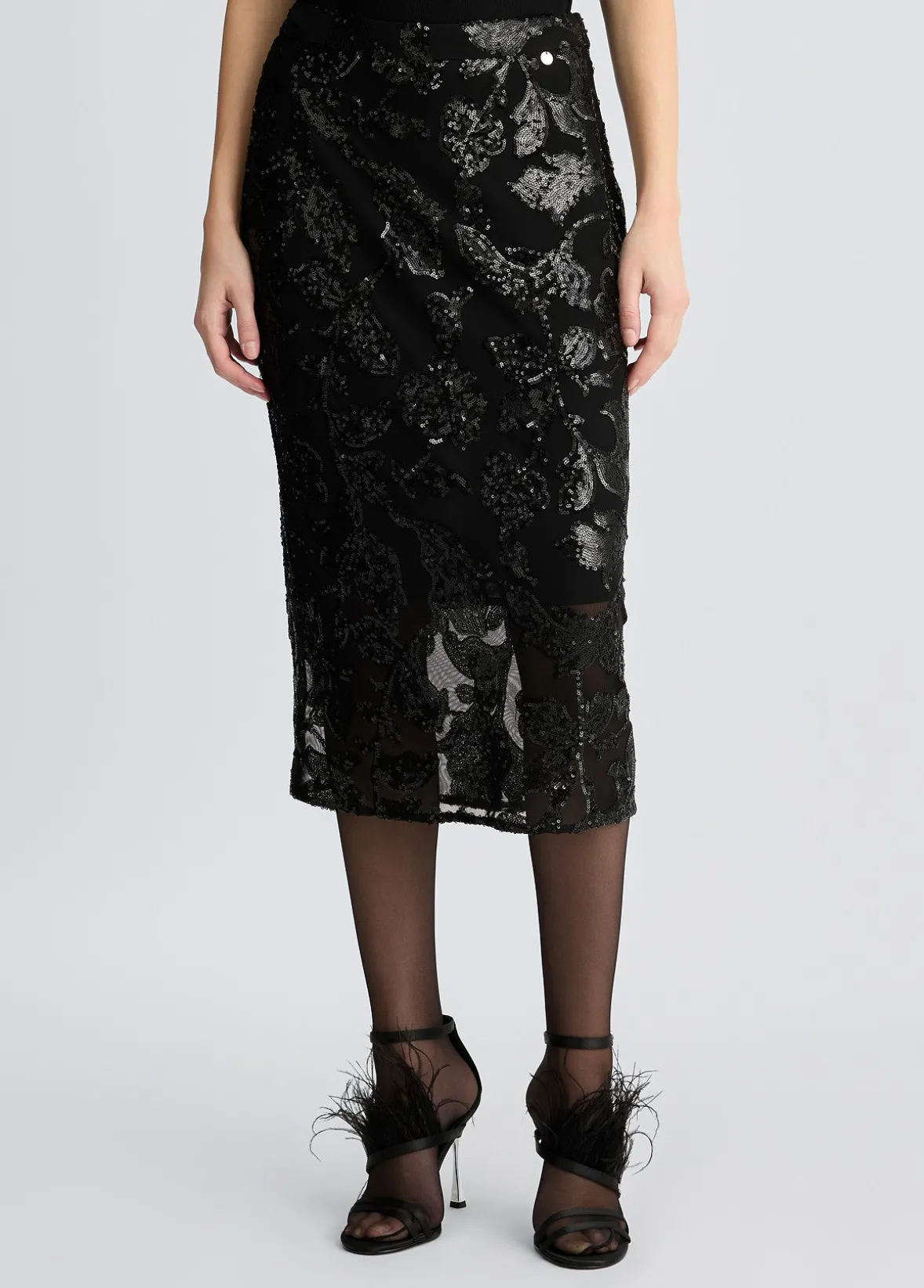 Gonna longuette in tulle ricamato