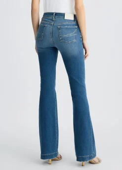 Jeans a zampa con strass