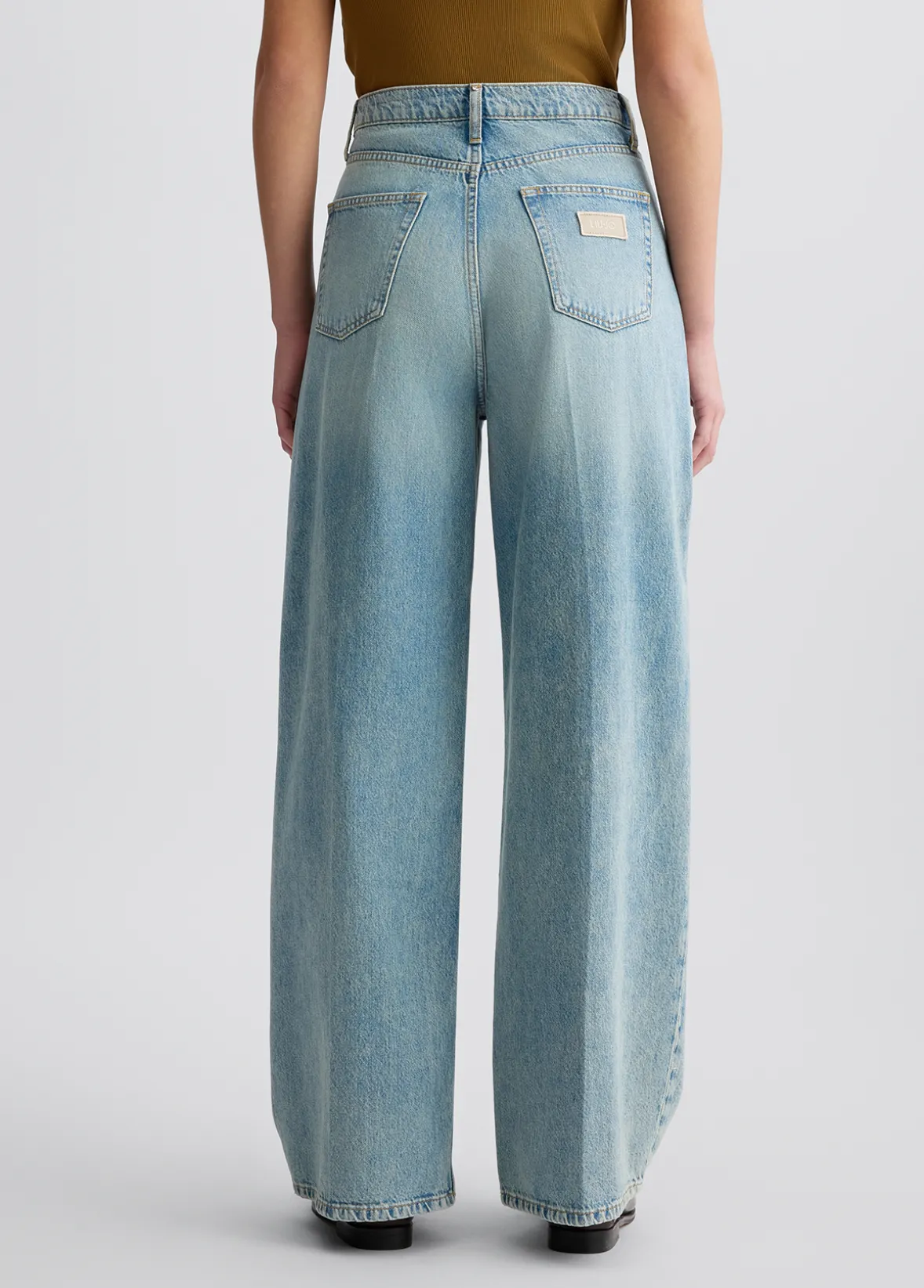 Jeans baggy a vita bassa