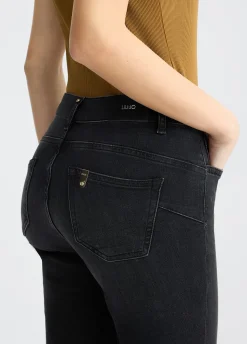 Jeans bootcut a vita alta