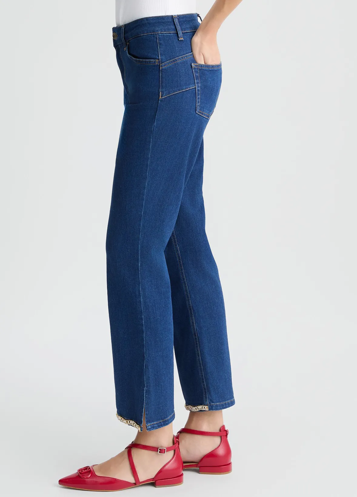 Jeans bootcut con strass