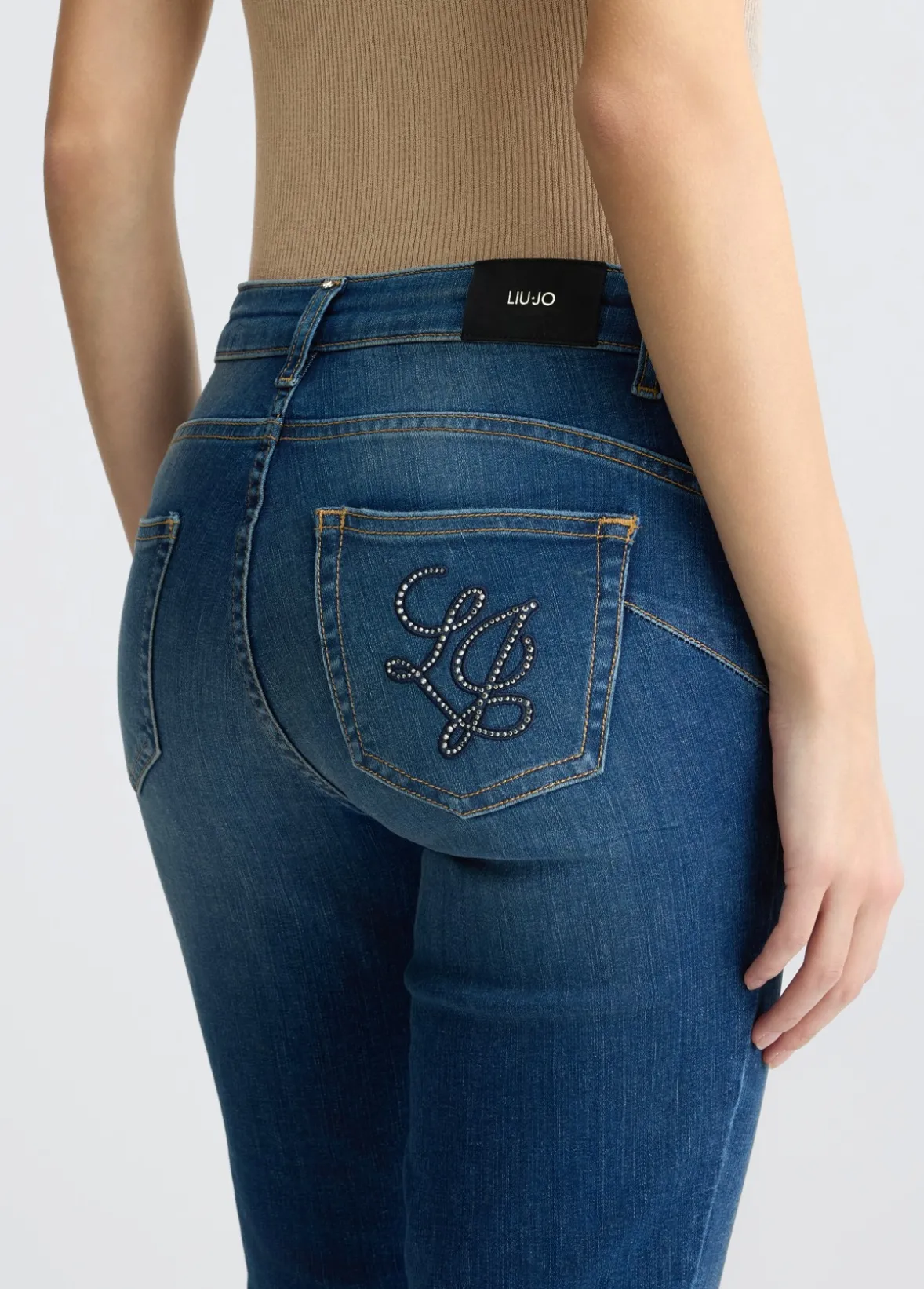 Jeans Capri con strass