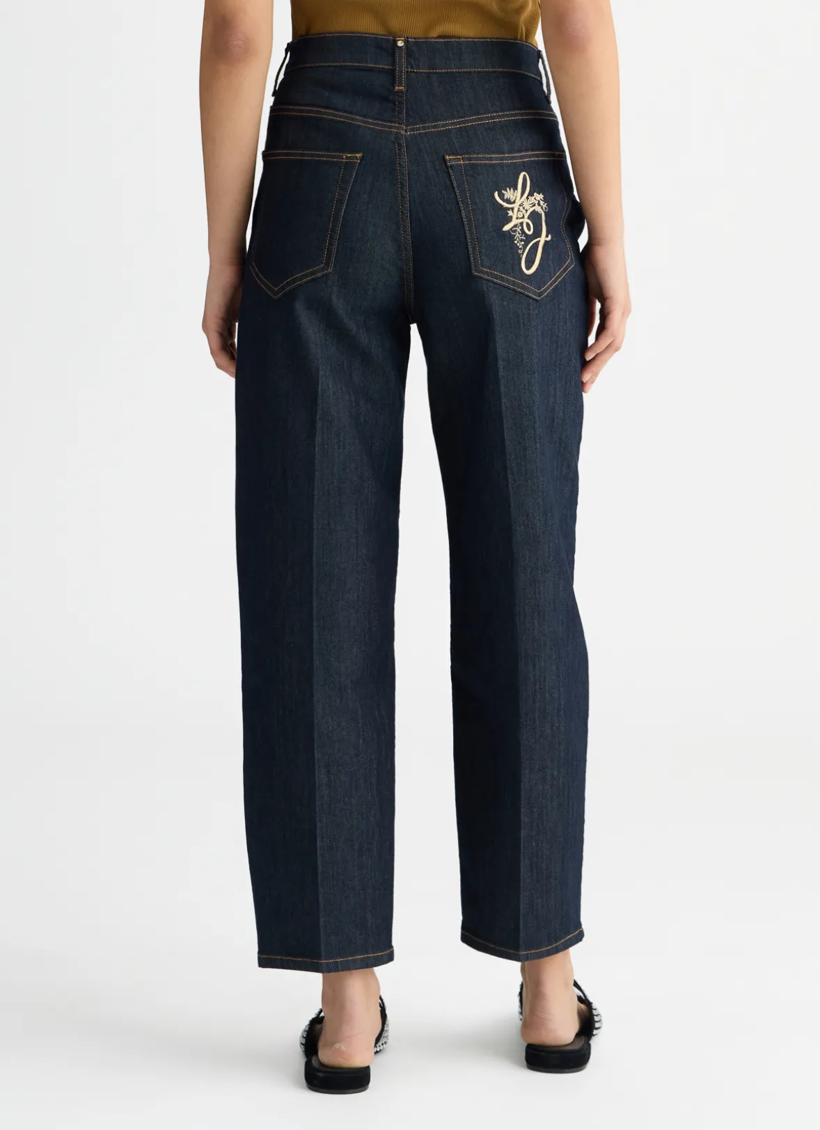 Jeans carrot fit a vita alta