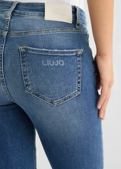 Jeans dritti a vita alta