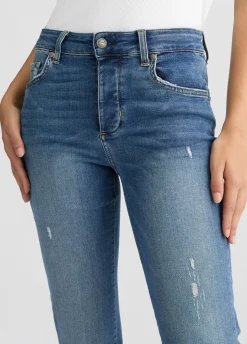 Jeans dritti a vita alta