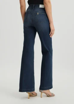 Jeans flare con bottoni gioiello
