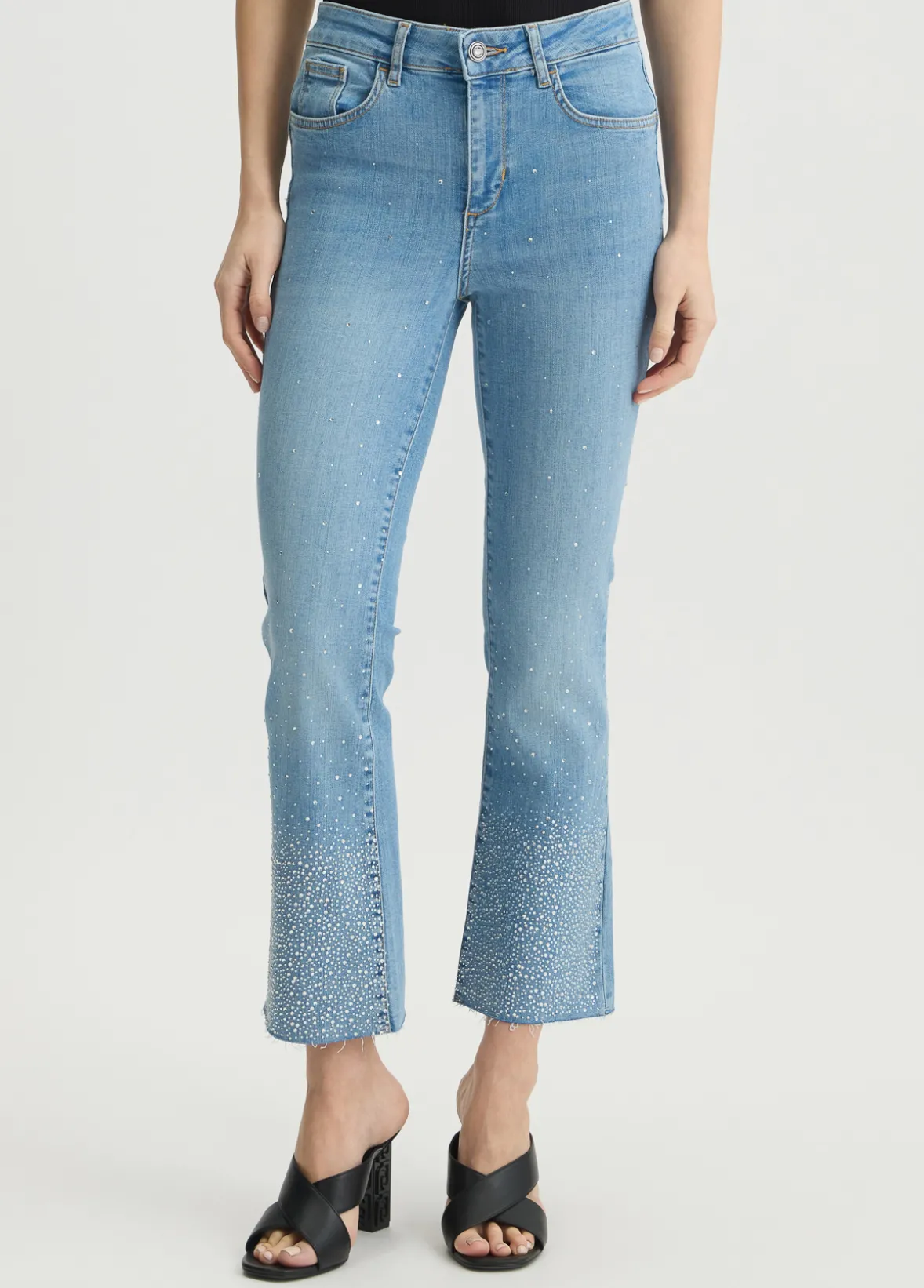 Jeans flare con strass
