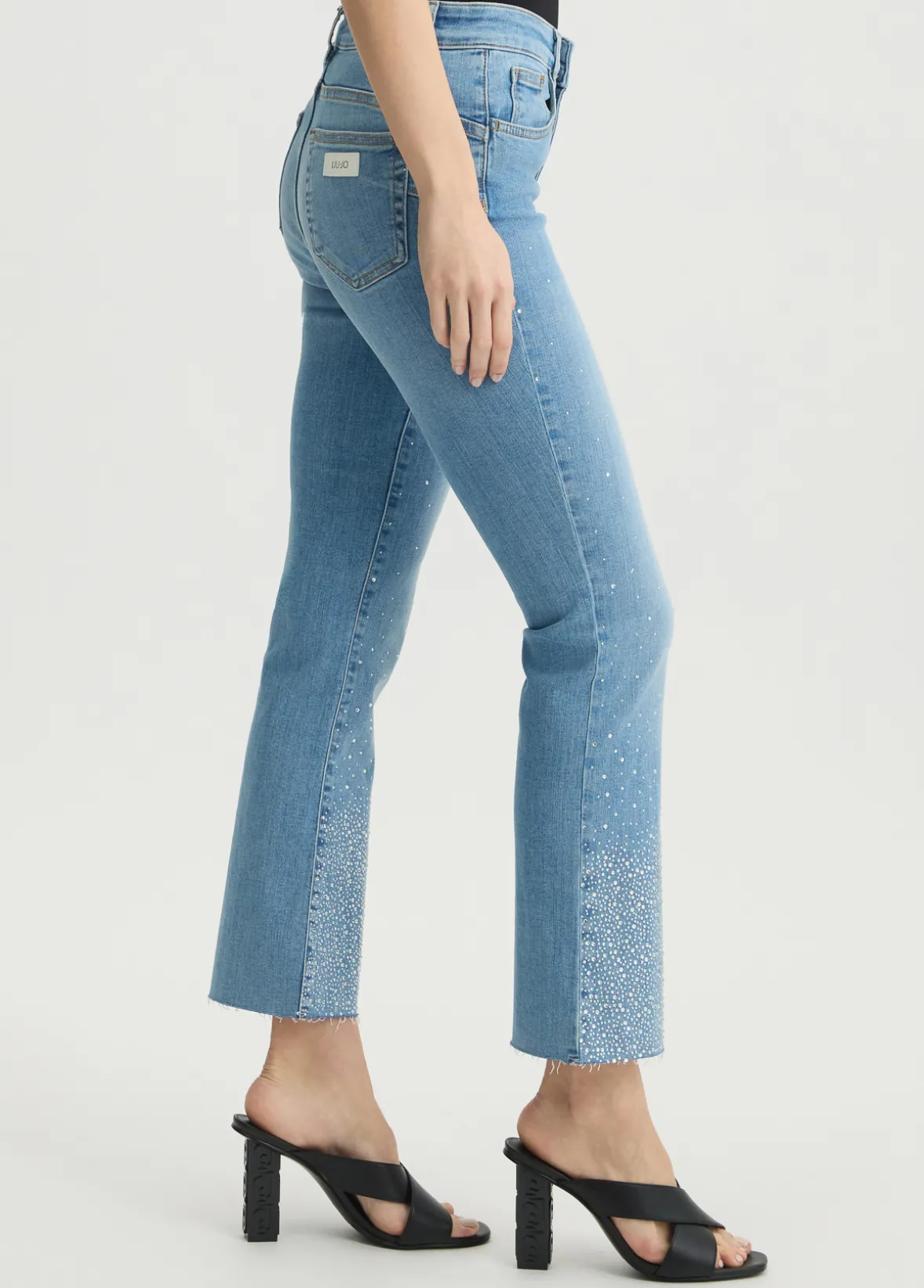 Jeans flare con strass