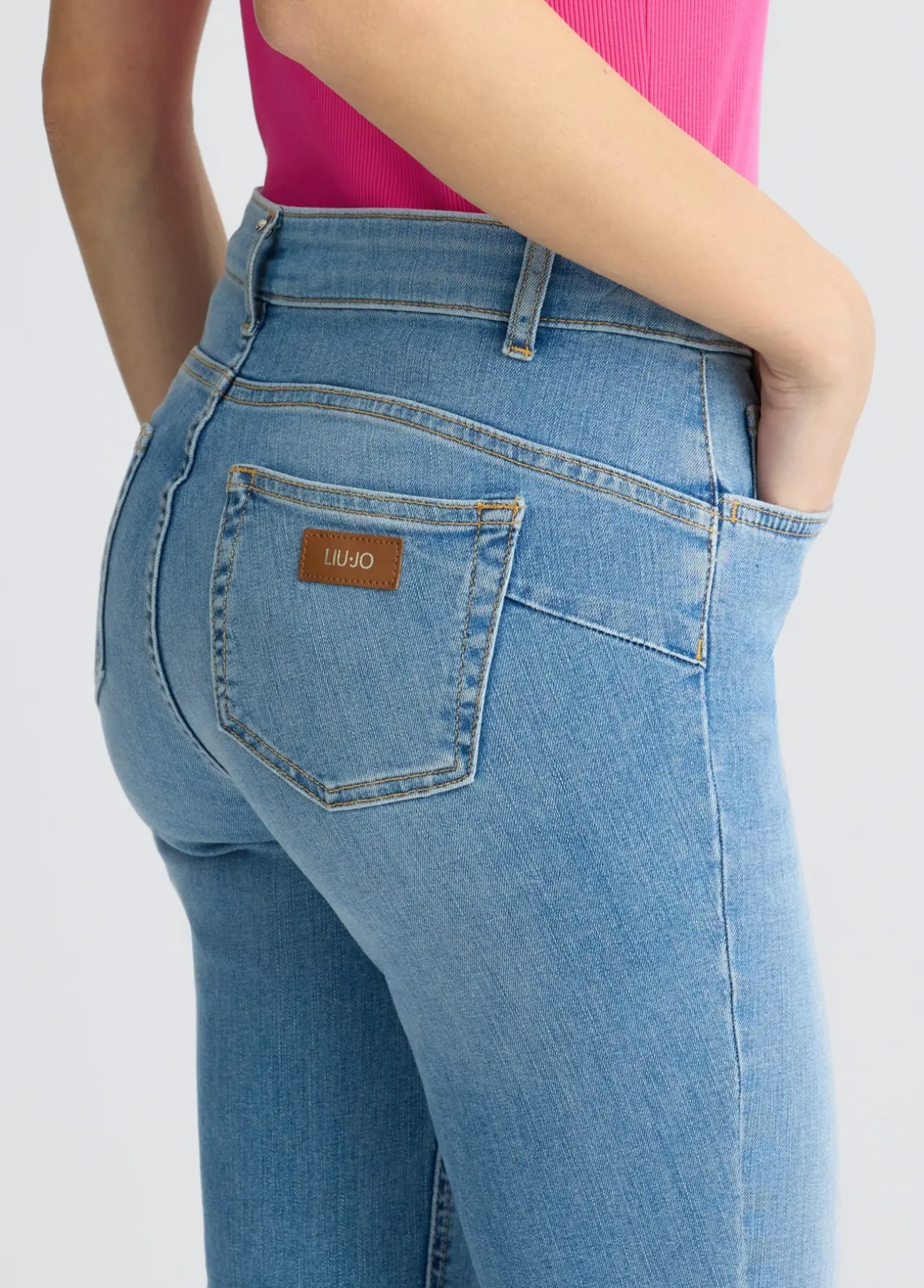 Jeans skinny a vita alta