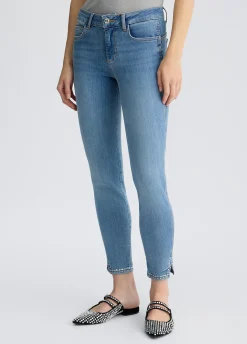 Jeans skinny con borchie