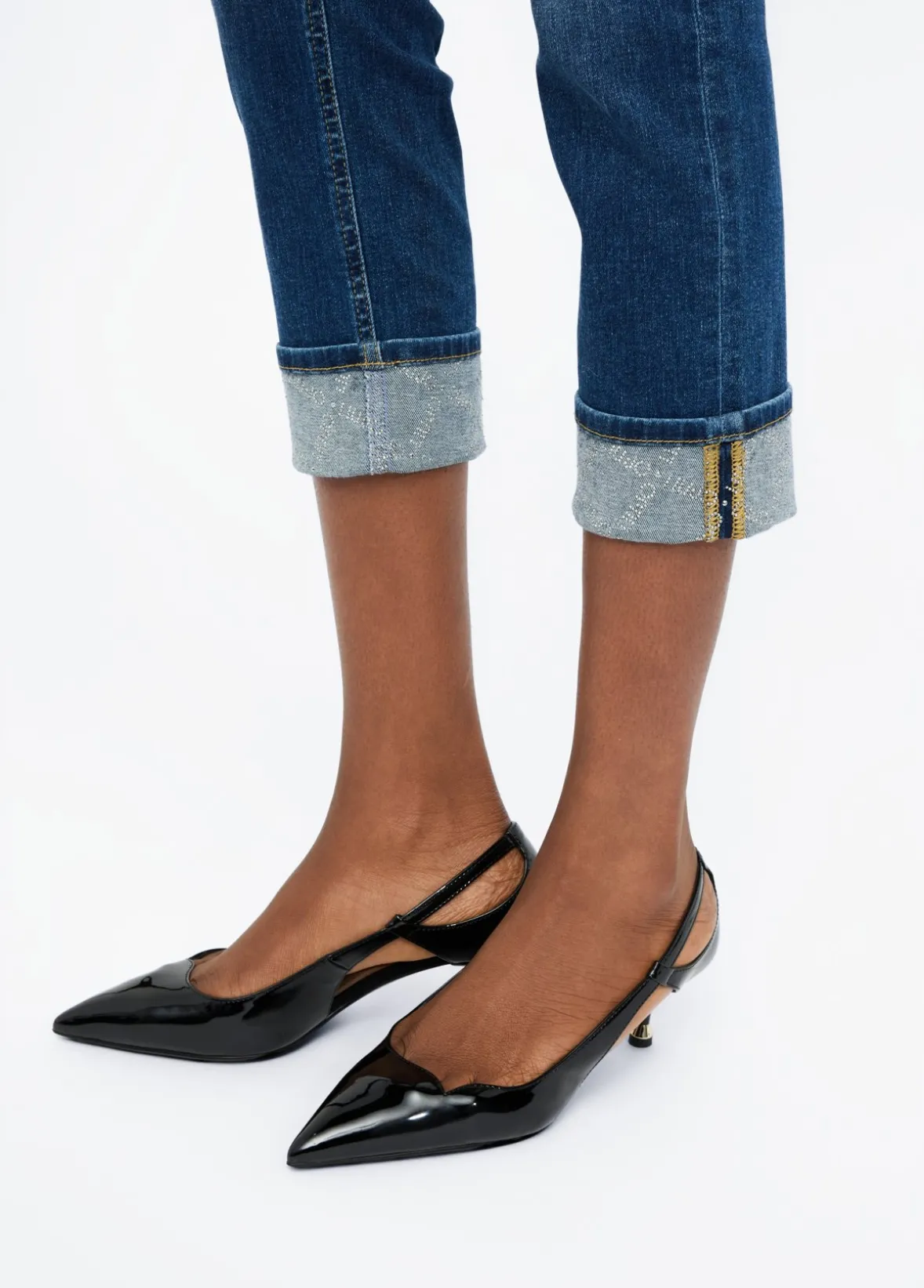 Jeans skinny con risvolto