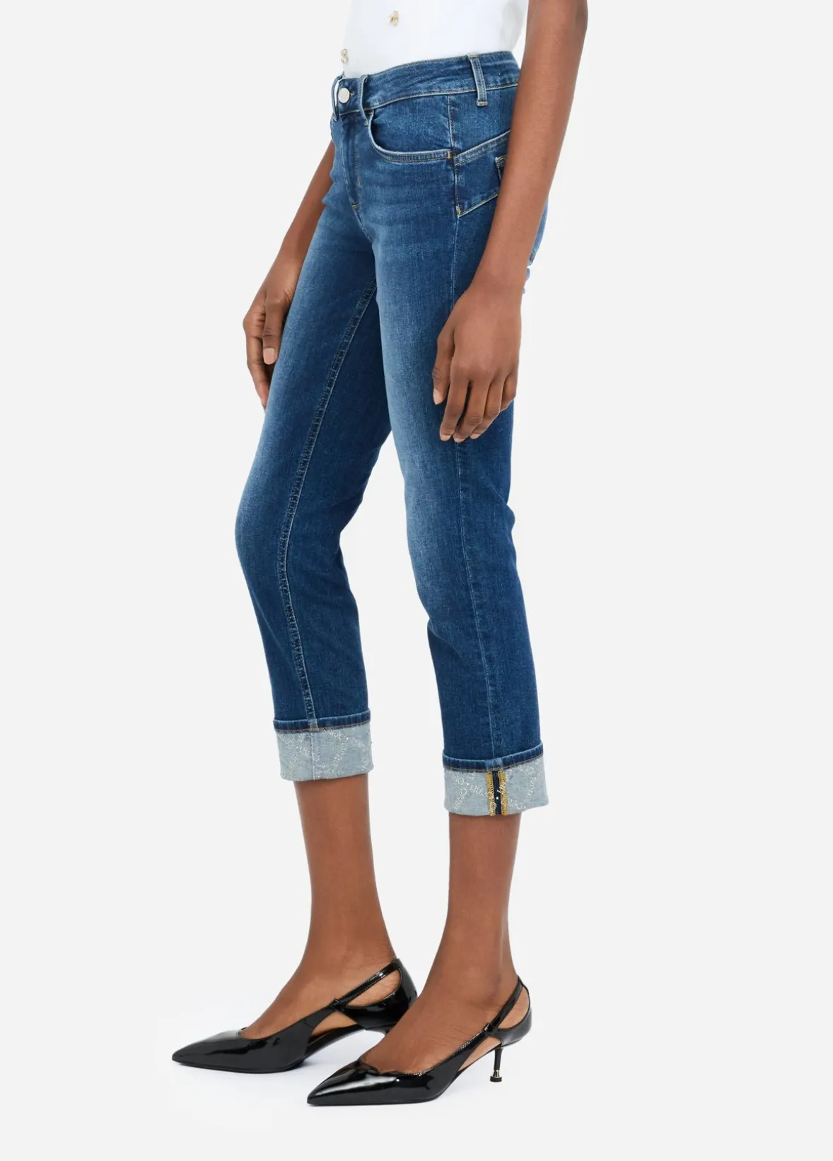 Jeans skinny con risvolto