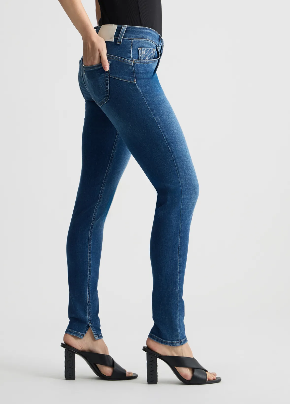 Jeans skinny con spacchetti